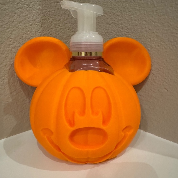 Mickey Mouse Pumpkin Soap Dispenser - Picture 3 of 4